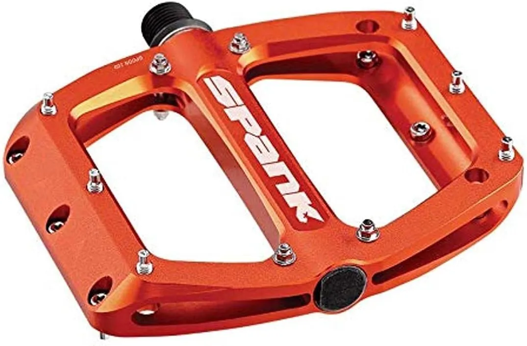 SPANK Spoon 110 Pedals. Dial Your fit with Spoon Flat Pedals Available to fit Adult US Size 11 and Upwards
